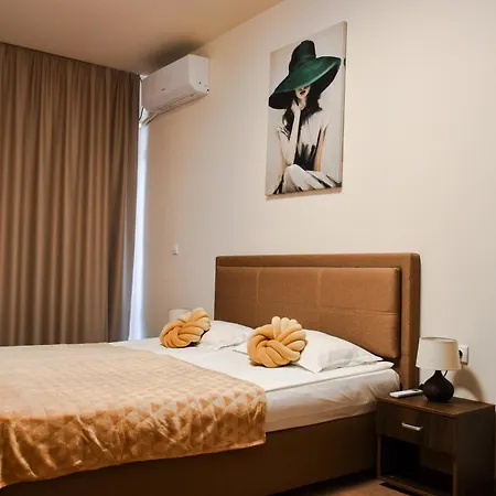 балкан тауър луксъри ливинг 2'3 דירה גברובו