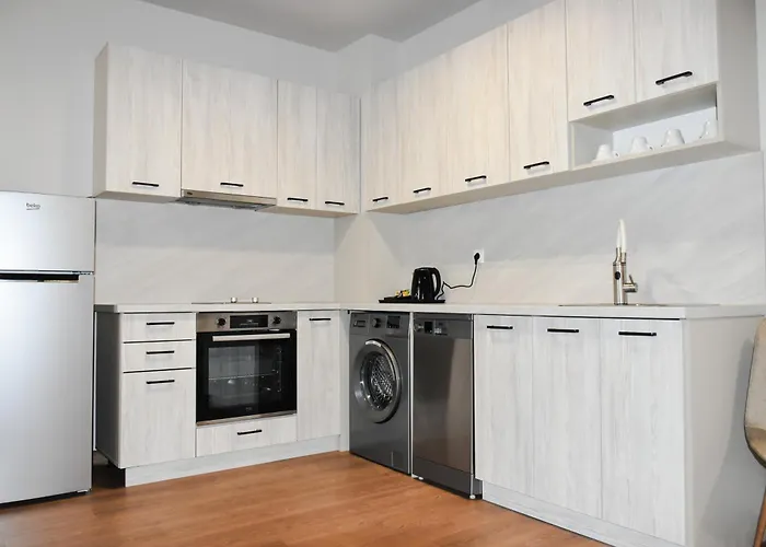 балкан тауър луксъри ливинг 2'3 *